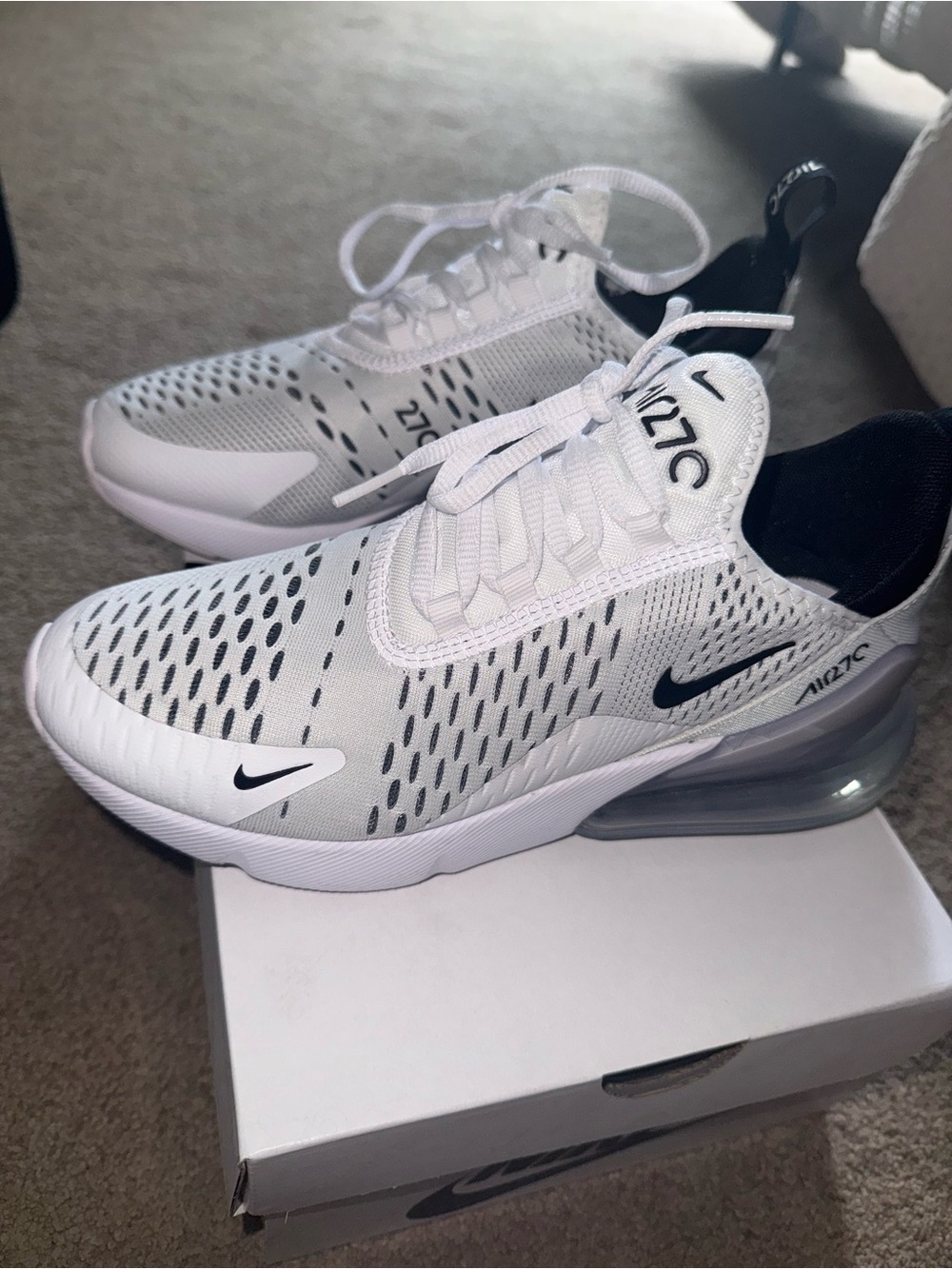 Nike W Air Max 270 - White & Black - Picture 3 of 6